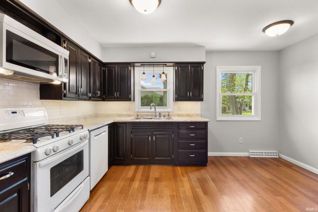 2410 Berkey Avenue, Goshen, IN 46526