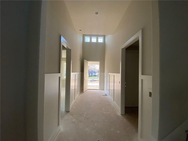 2512 Somerset Drive, Prairie Village, KS 66208