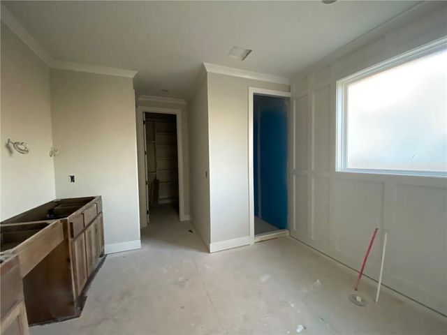 2512 Somerset Drive, Prairie Village, KS 66208