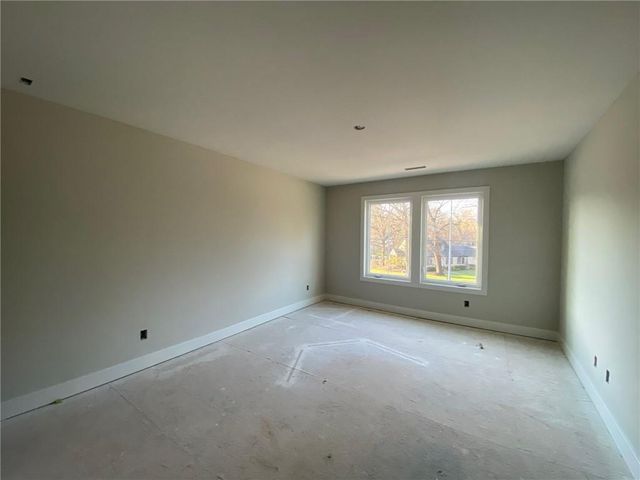 2512 Somerset Drive, Prairie Village, KS 66208