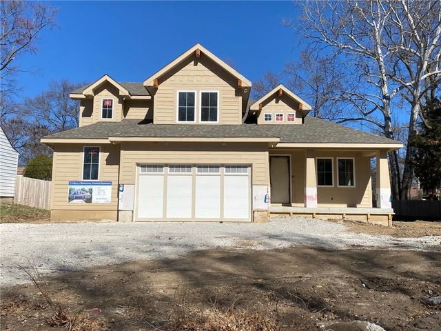 2512 Somerset Drive, Prairie Village, KS 66208