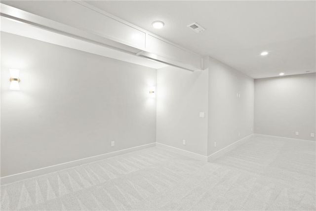 2512 Somerset Drive, Prairie Village, KS 66208