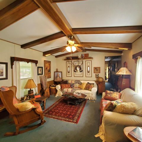 407 N Union Avenue, Mountain View, AR 72560