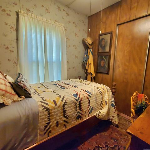 407 N Union Avenue, Mountain View, AR 72560