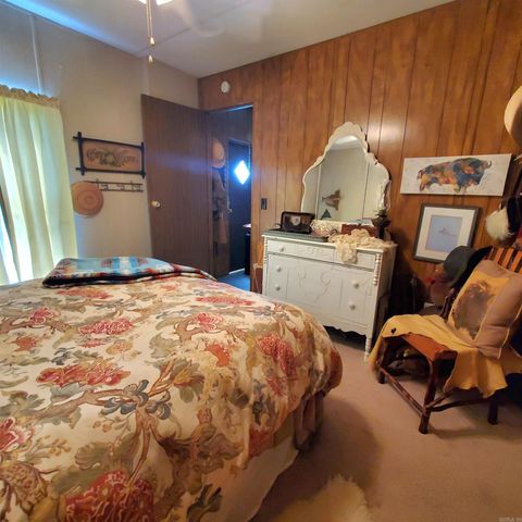 407 N Union Avenue, Mountain View, AR 72560