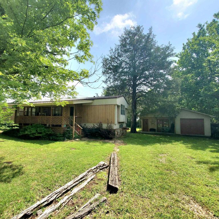 407 N Union Avenue, Mountain View, AR 72560
