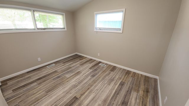 1412 Brittany St, Salina, KS 67401