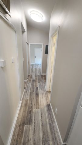 1412 Brittany St, Salina, KS 67401