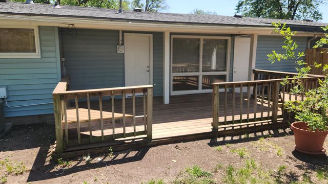 1412 Brittany St, Salina, KS 67401