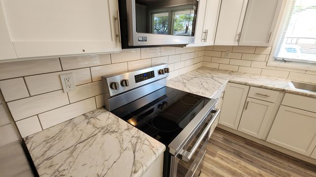 1412 Brittany St, Salina, KS 67401
