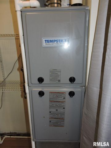 610 LASALLE Boulevard, Marquette Heights, IL 61554