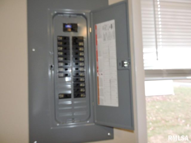 610 LASALLE Boulevard, Marquette Heights, IL 61554