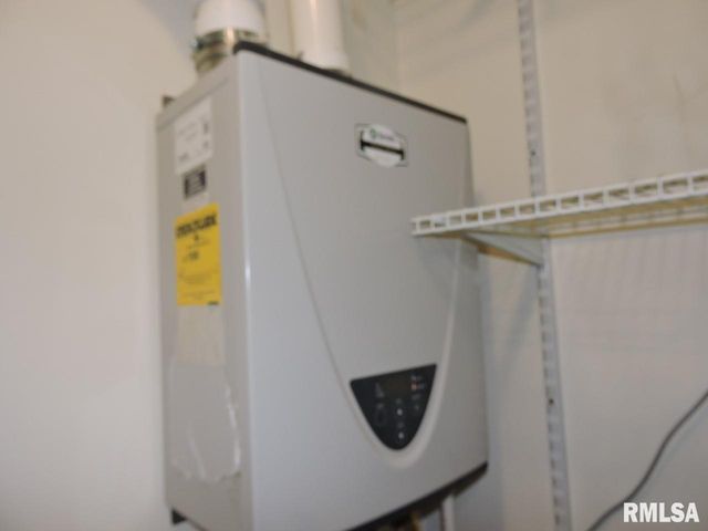 610 LASALLE Boulevard, Marquette Heights, IL 61554