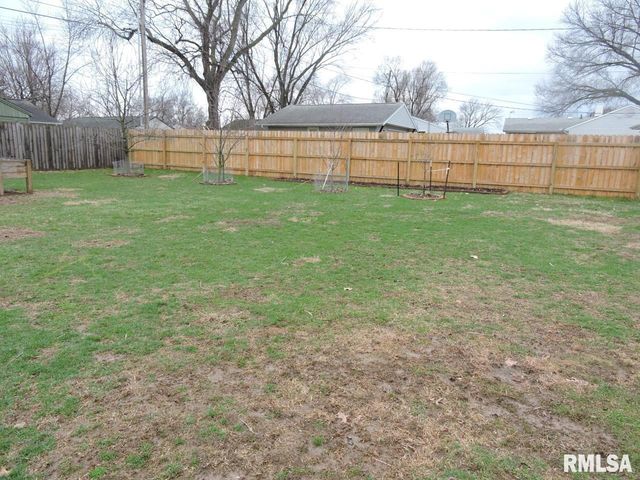 610 LASALLE Boulevard, Marquette Heights, IL 61554