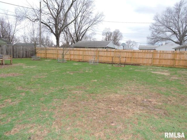 610 LASALLE Boulevard, Marquette Heights, IL 61554