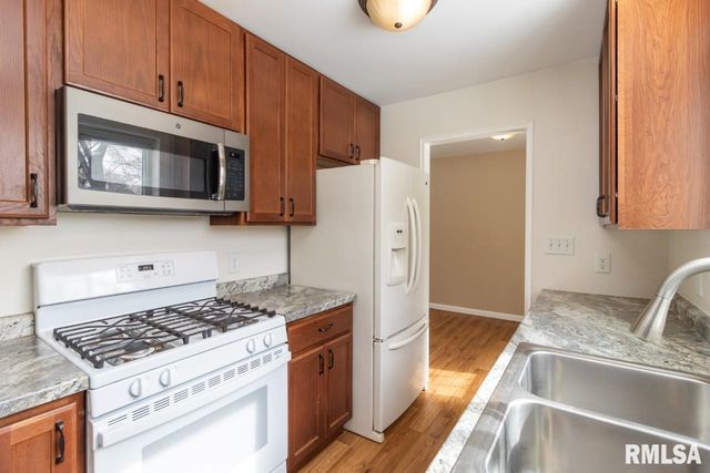 610 LASALLE Boulevard, Marquette Heights, IL 61554