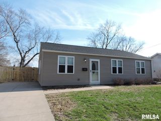 610 LASALLE Boulevard, Marquette Heights, IL 61554
