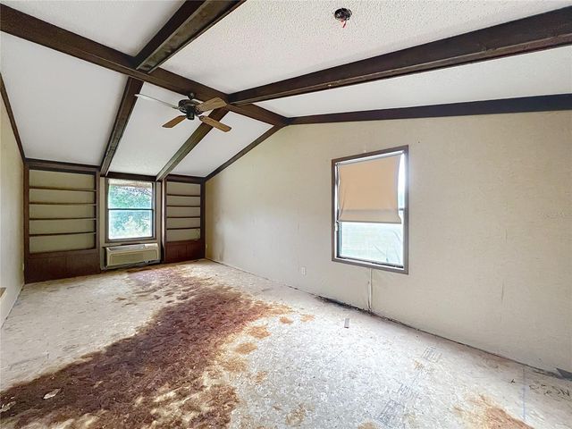 32200 AVINGTON ROAD, Sorrento, FL 32776