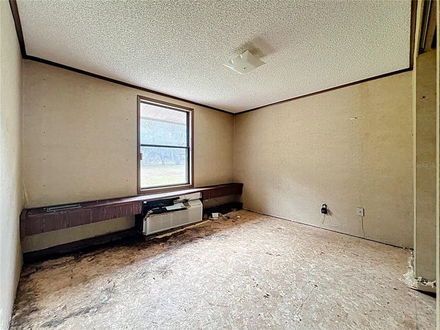 32200 AVINGTON ROAD, Sorrento, FL 32776