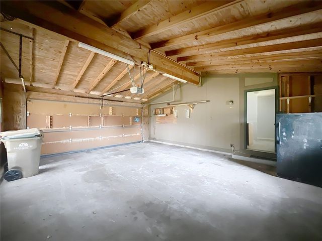 32200 AVINGTON ROAD, Sorrento, FL 32776