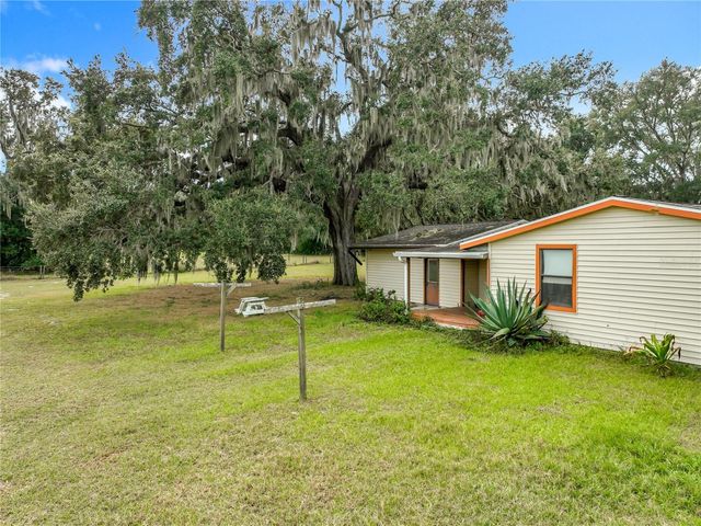 32200 AVINGTON ROAD, Sorrento, FL 32776