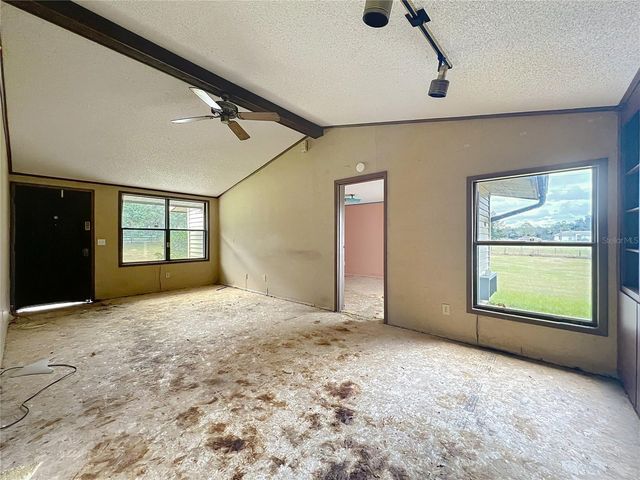 32200 AVINGTON ROAD, Sorrento, FL 32776