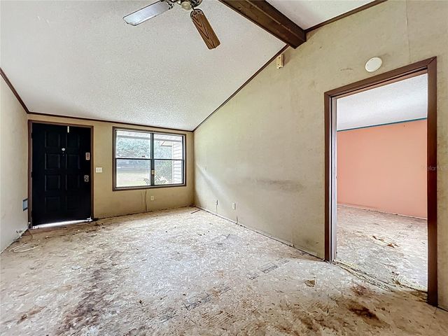 32200 AVINGTON ROAD, Sorrento, FL 32776