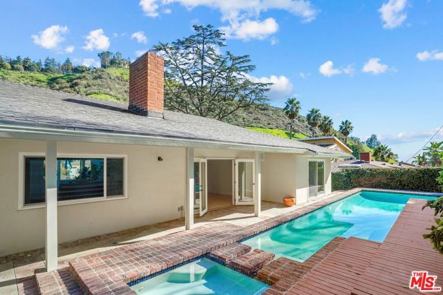 1919 San Ysidro Drive, Beverly Hills, CA 90210