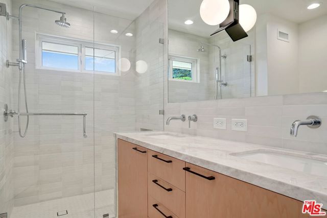 1919 San Ysidro Drive, Beverly Hills, CA 90210