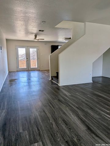 9710 Amber Cove, San Antonio, TX 78245