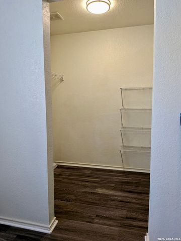 9710 Amber Cove, San Antonio, TX 78245