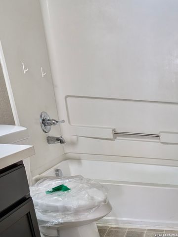 9710 Amber Cove, San Antonio, TX 78245