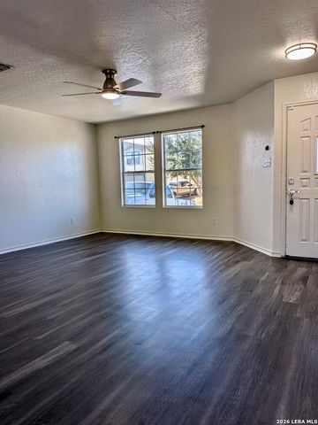 9710 Amber Cove, San Antonio, TX 78245