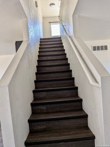 9710 Amber Cove, San Antonio, TX 78245