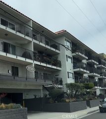 1720 Ardmore 104, Hermosa Beach, CA 90254