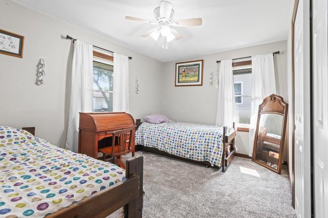 214 Breezy Point Drive, Pardeeville, WI 53954