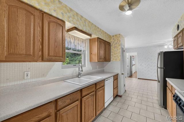 2704 Lido Lane, St Louis, MO 63129