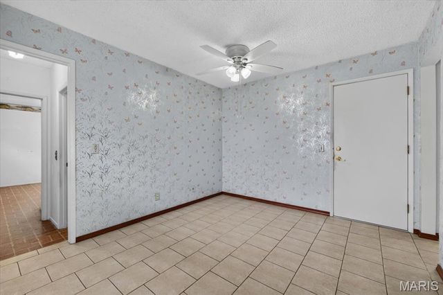 2704 Lido Lane, St Louis, MO 63129