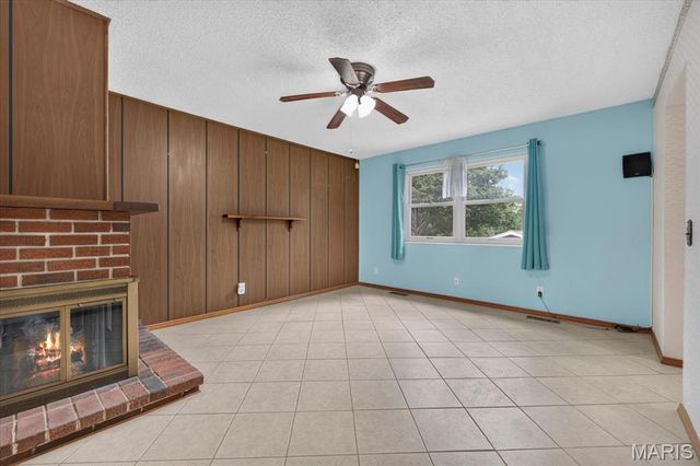 2704 Lido Lane, St Louis, MO 63129
