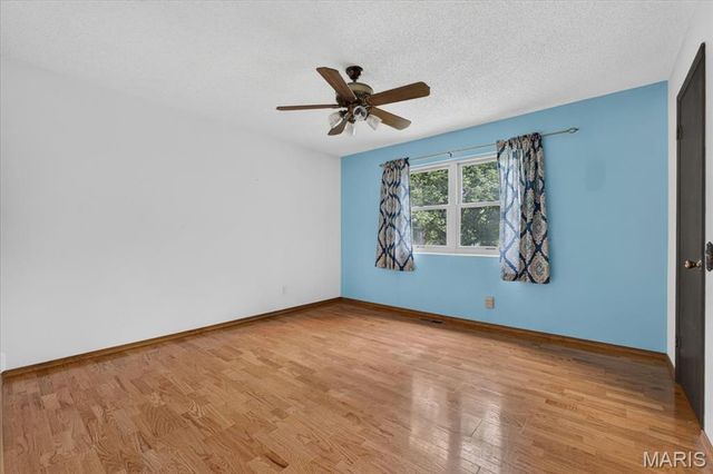 2704 Lido Lane, St Louis, MO 63129