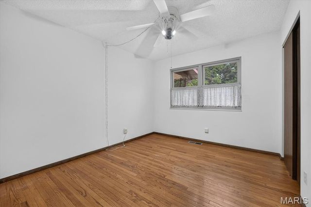 2704 Lido Lane, St Louis, MO 63129