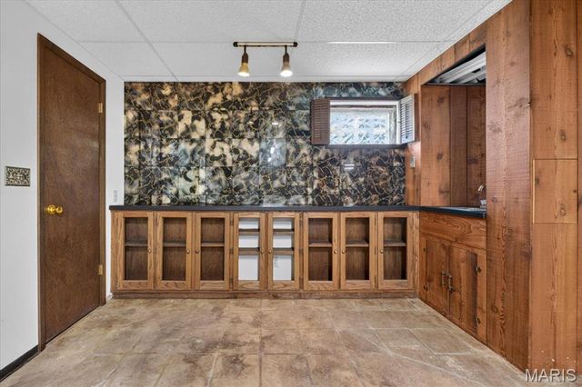 2704 Lido Lane, St Louis, MO 63129