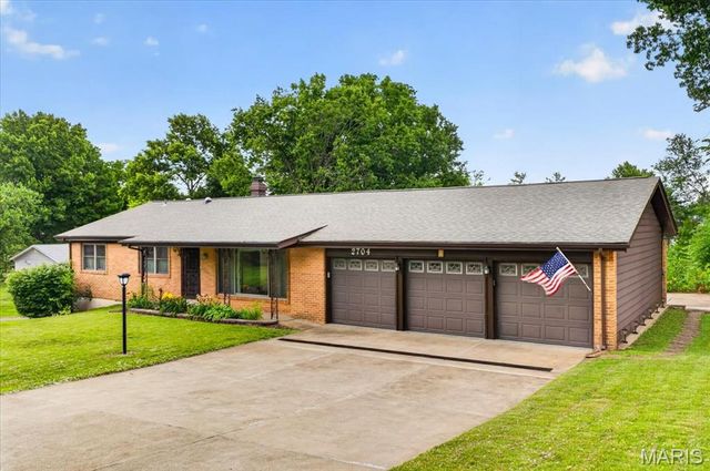 2704 Lido Lane, St Louis, MO 63129