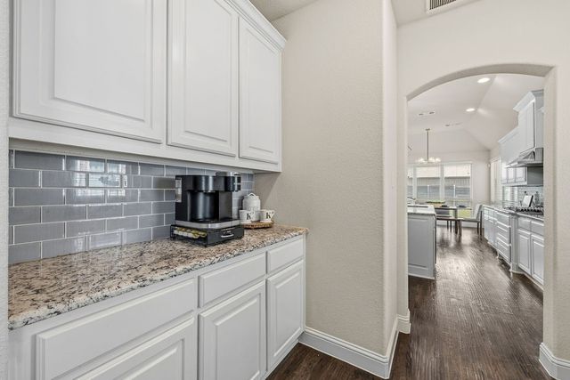 833 Fireside Drive, Little Elm, TX 76227