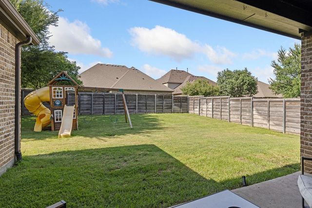 833 Fireside Drive, Little Elm, TX 76227