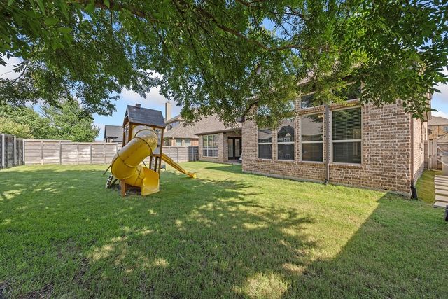833 Fireside Drive, Little Elm, TX 76227