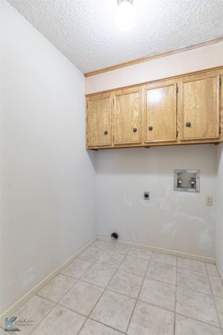 4624 Oak Knoll Street, Abilene, TX 79606