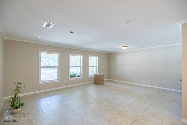 4624 Oak Knoll Street, Abilene, TX 79606