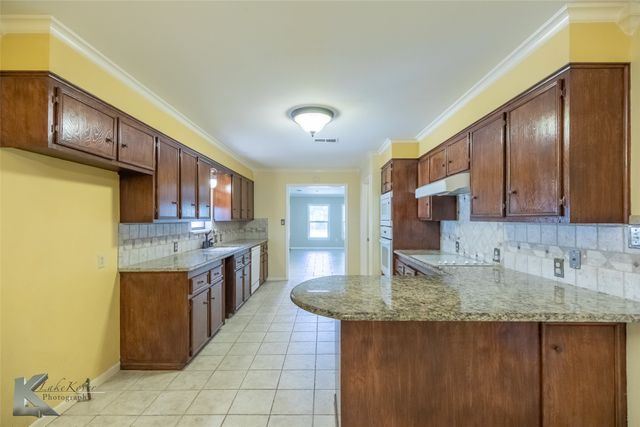 4624 Oak Knoll Street, Abilene, TX 79606