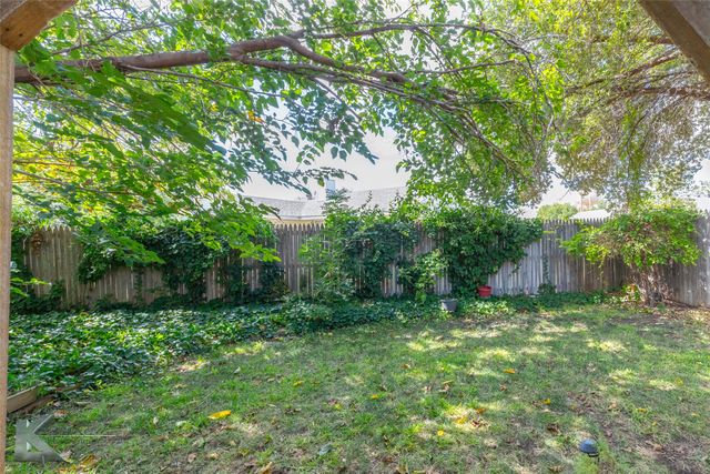 4624 Oak Knoll Street, Abilene, TX 79606